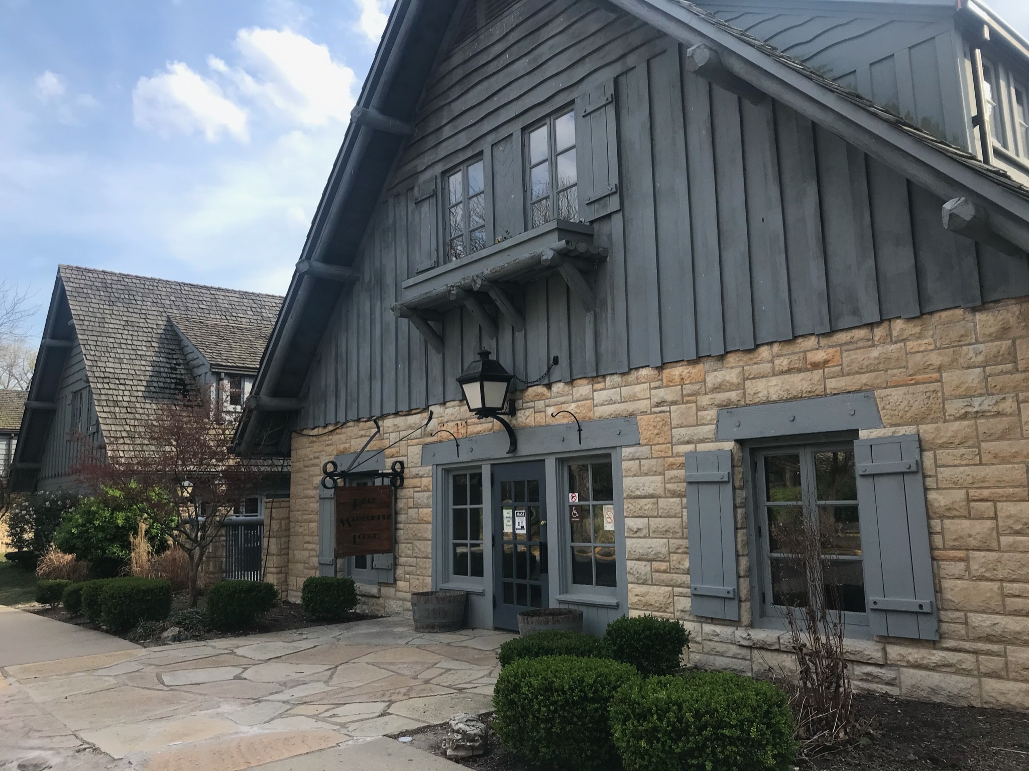 Great River Road:  Day Trip 3 – Pere Marquette Lodge to Kingdom of Calhoun (85 miles)